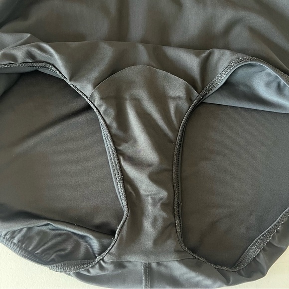 Miraclesuit Silver Shores Temptress 1 Piece Swimsuit Tummy Control Black Sz 18 - Picture 13 of 16